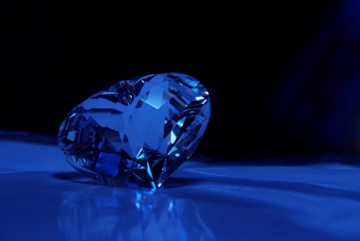 【12月の誕生石タンザナイト(黝簾石)】その特徴と種類