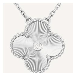 ヴァンクリーフ&アーペル、ヴィンテージアルハンブラ「歴代ホリデー